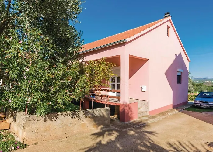 Three-bedroom In Nyaraló