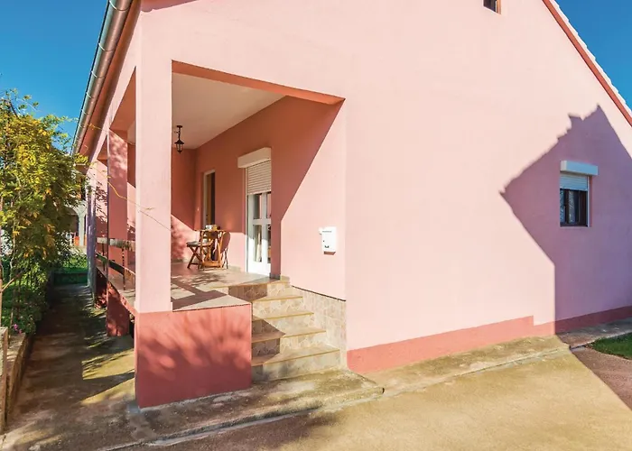 Three-bedroom In Дом отдыха